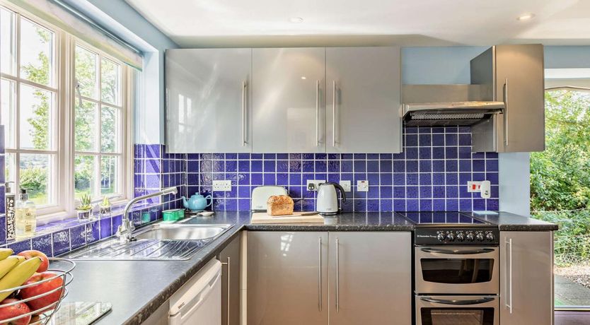 Photo of 1 Bed in Axminster