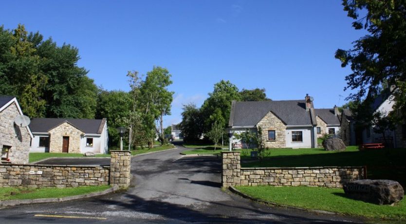 Photo of Lakeside Cottages