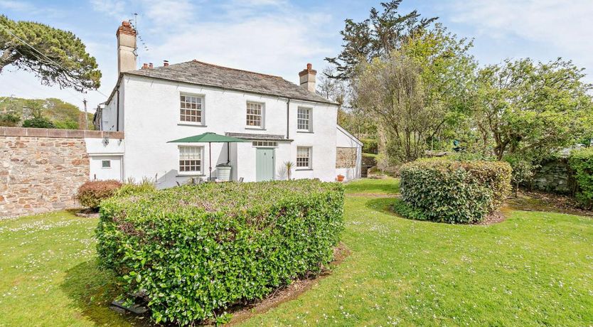 Photo of in Poughill (01428)
