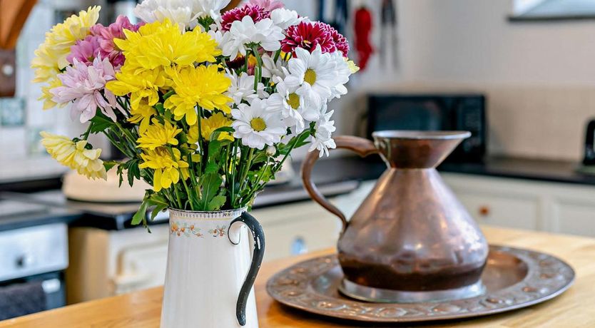 Photo of 3 Bed in Poughill