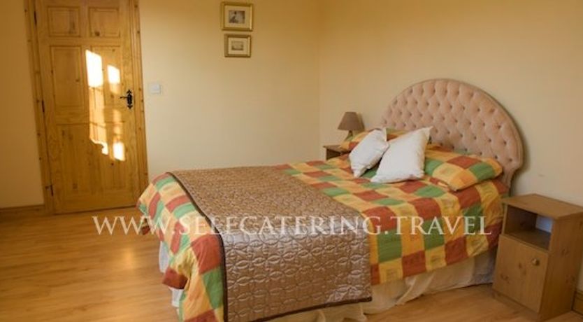 Photo of Hillside House Apartments