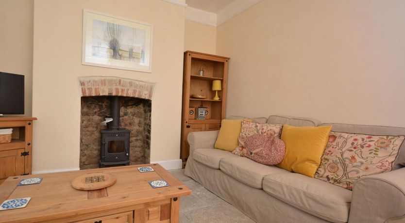 Photo of 2 Bed in Ilminster