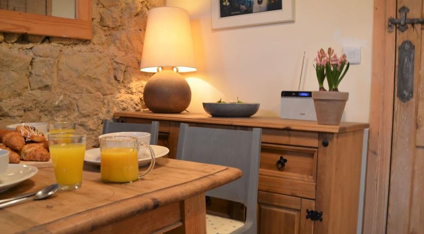 Photo of 2 Bed in Ilminster