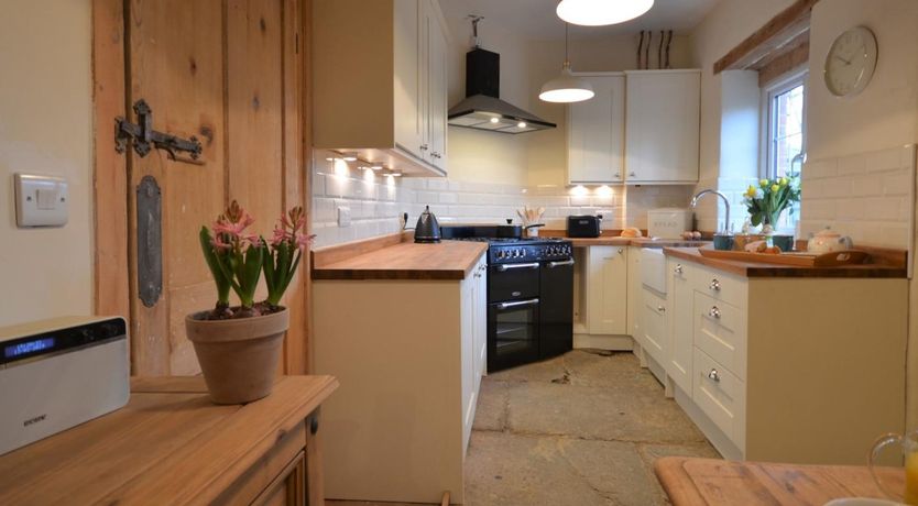 Photo of 2 Bed in Ilminster