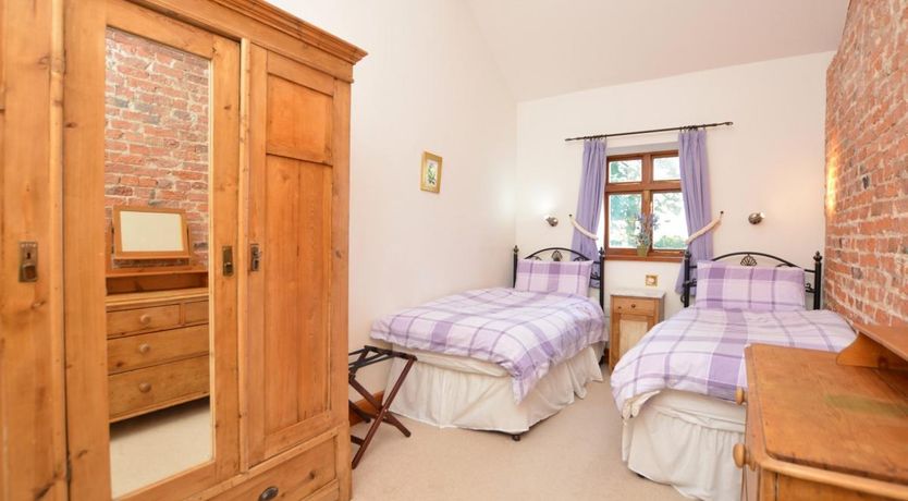 Photo of 2 Bed in East Barkwith