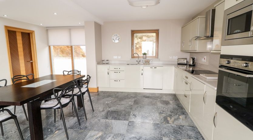 Photo of House Crohy Head