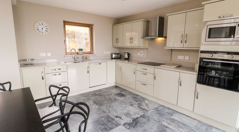 Photo of House Crohy Head