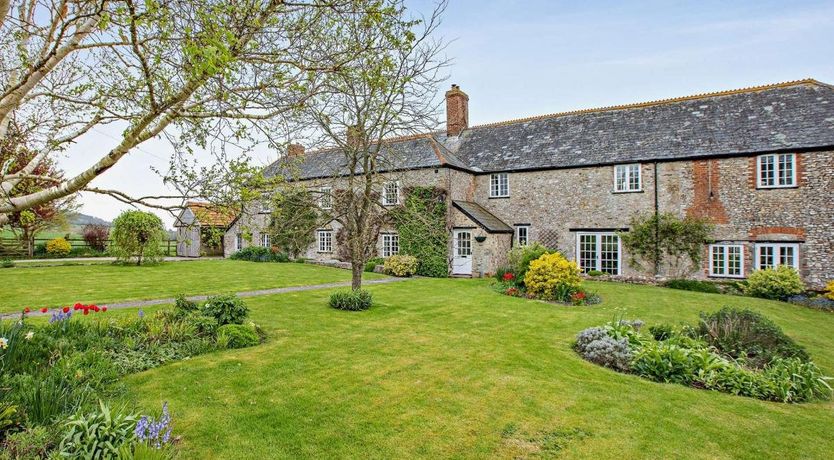 Photo of in Musbury (NHOUS)