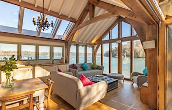 in Dartmouth  (72751) Holiday Cottage