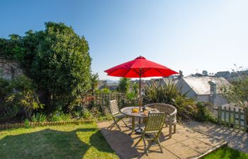 Little Tregarth Holiday Cottage