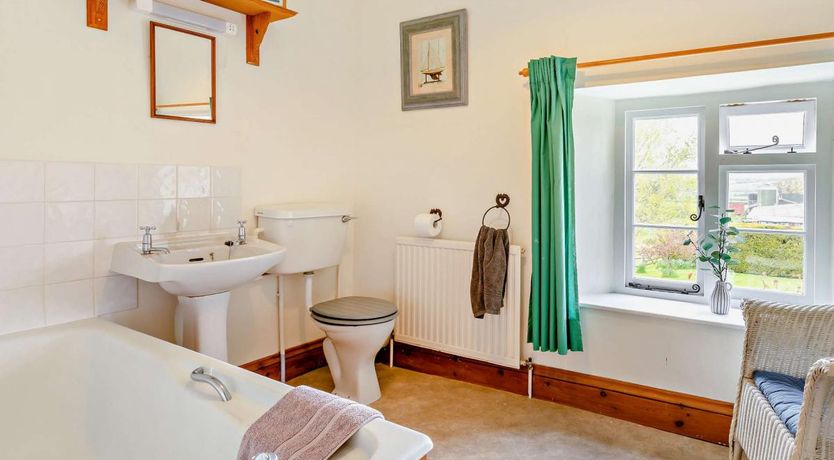 Photo of 3 Bed in Musbury