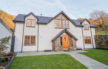 Bwthyn Carregwen Holiday Cottage