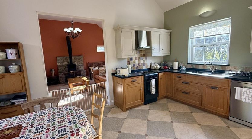 Photo of 2 Bed in Whitland