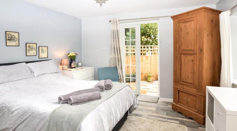 Photo of 1 Bed in Freshwater