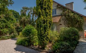 Photo of 3 Bed in Dawlish