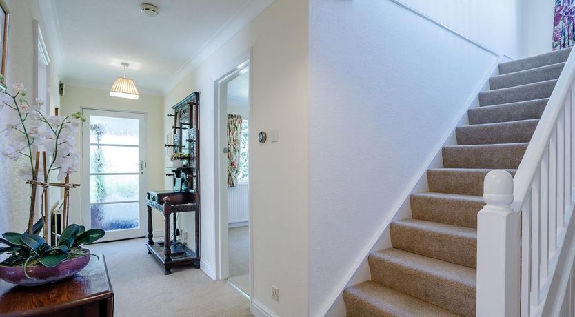 Photo of 3 Bed in Dawlish