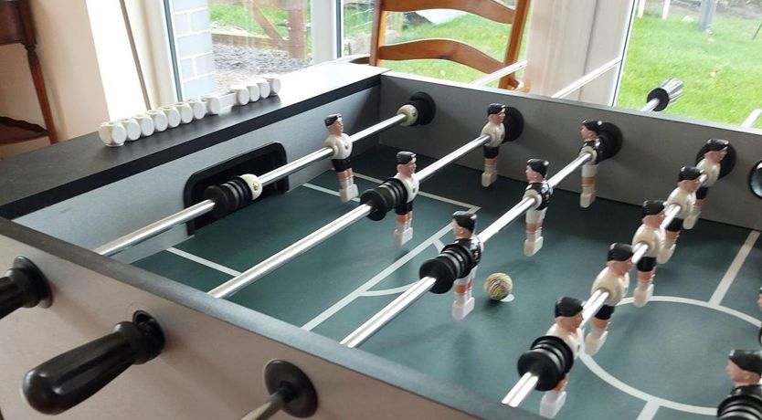 Photo of 6 Bed in Capel Bangor