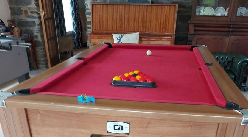 Photo of 6 Bed in Capel Bangor