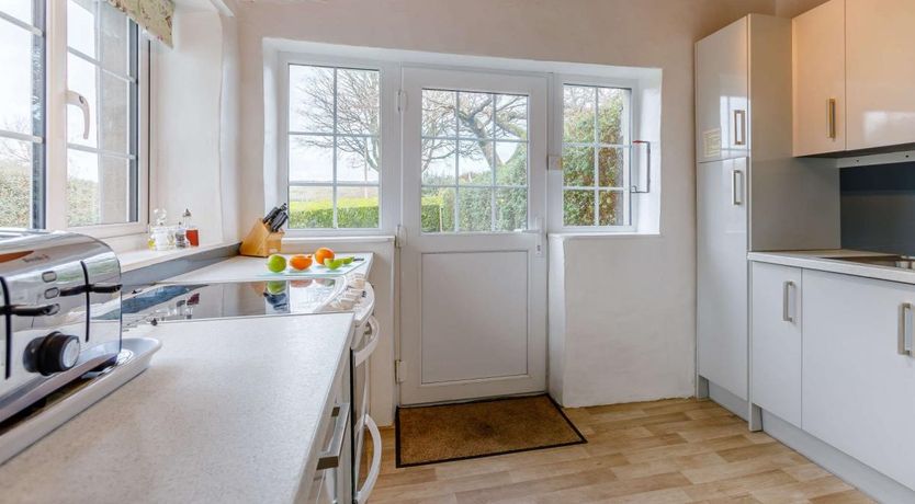 Photo of 2 Bed in Hartland