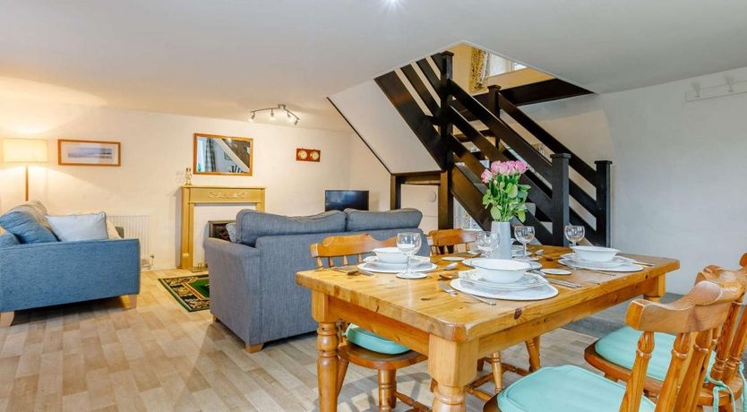 Photo of 2 Bed in Hartland