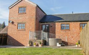 Photo of Old Hall Barn 2