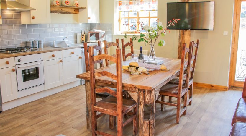 Photo of Old Hall Barn 2