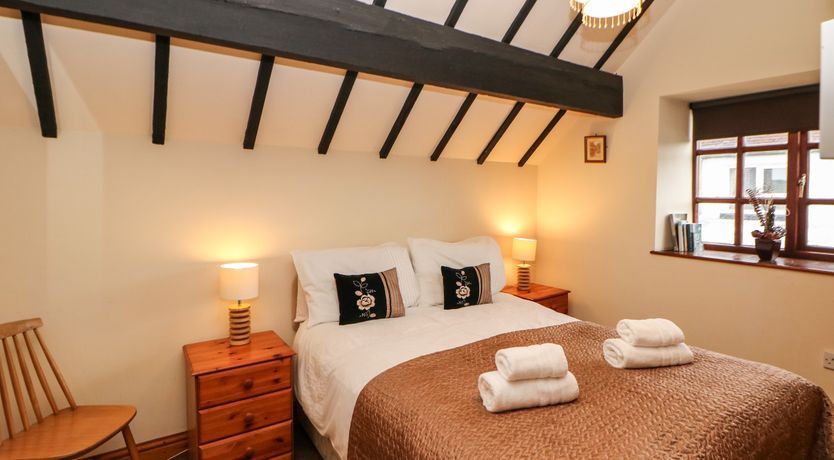 Photo of Curlew Barn