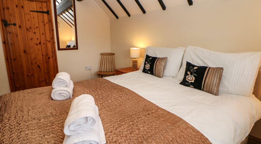 Photo of Curlew Barn