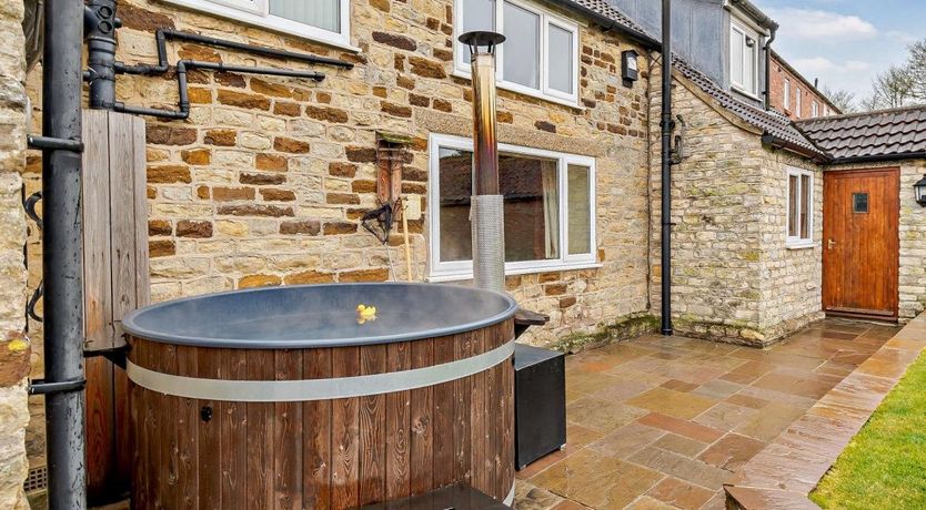 Photo of 4 Bed in Leavening