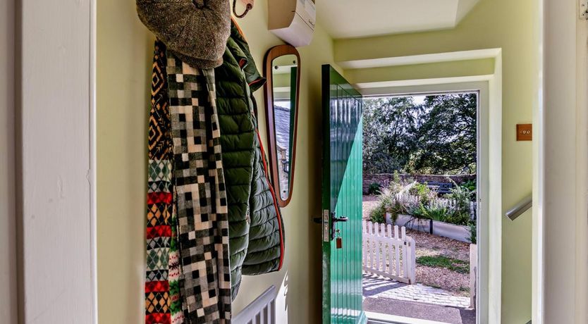 Photo of 1 Bed in Whitby