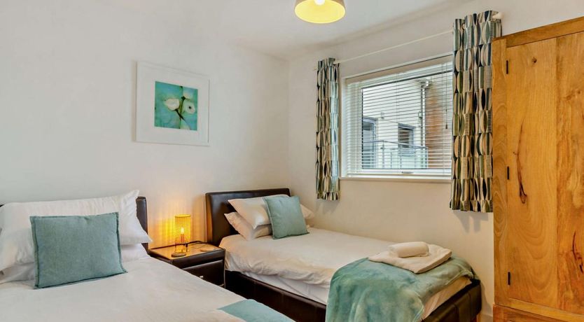 Photo of 2 Bed in Newquay