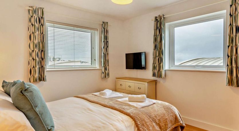 Photo of 2 Bed in Newquay