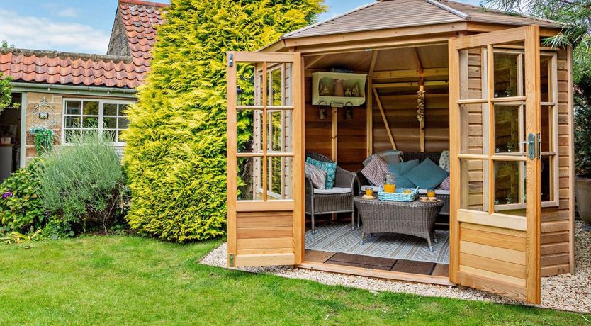 Photo of 2 Bed in Sandsend