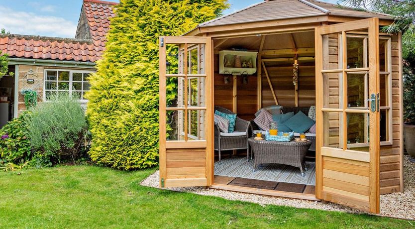 Photo of 2 Bed in Newholm