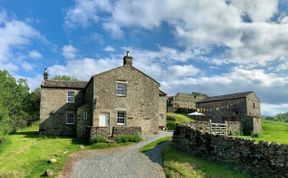 Photo of in Middleham (G0008)