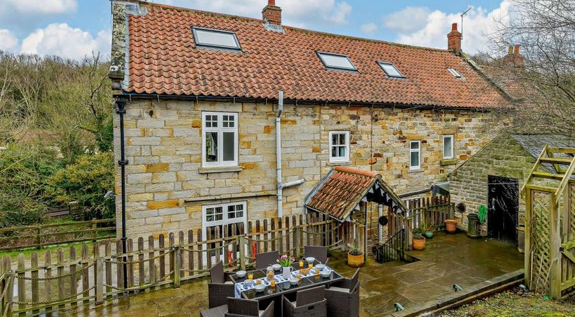 Photo of in Whitby (G0040)
