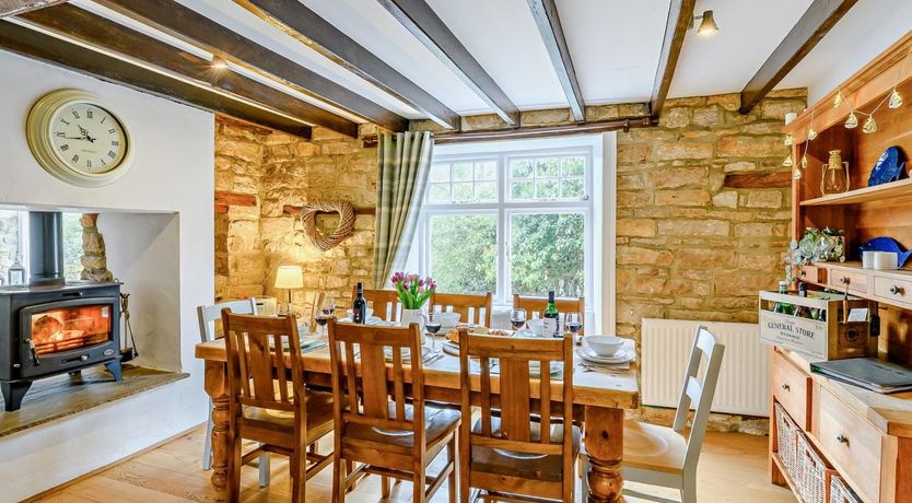 Photo of 4 Bed in Whitby