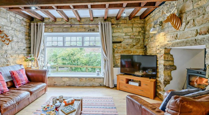 Photo of 4 Bed in Whitby