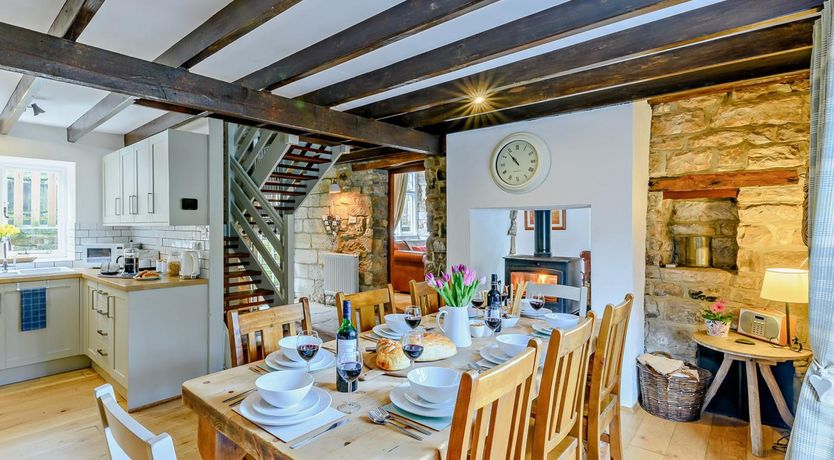 Photo of 4 Bed in Whitby