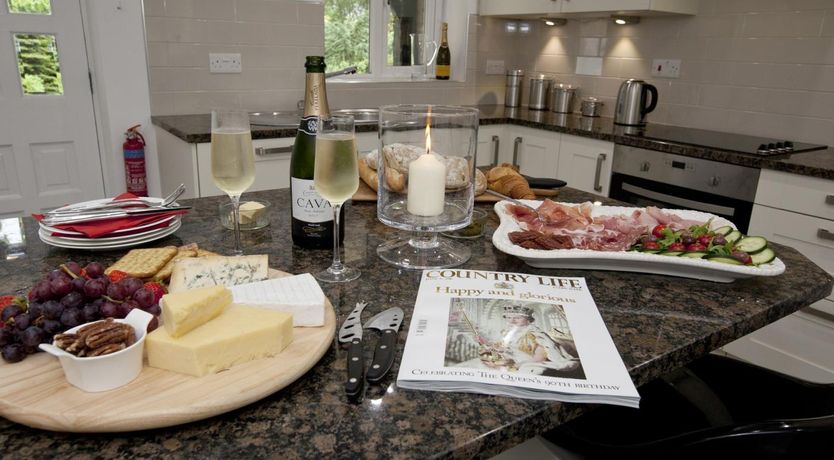 Photo of 4 Bed in Leathley