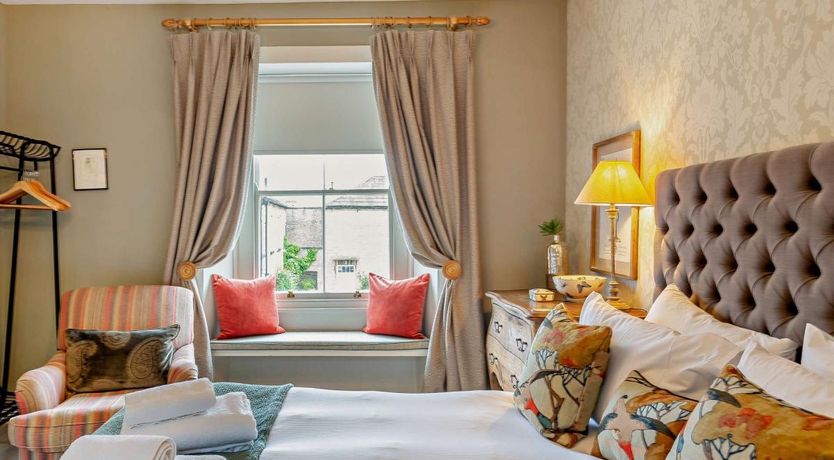 Photo of 2 Bed in Richmond