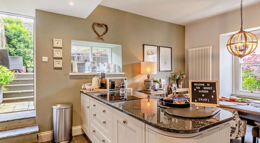 Photo of 2 Bed in Richmond