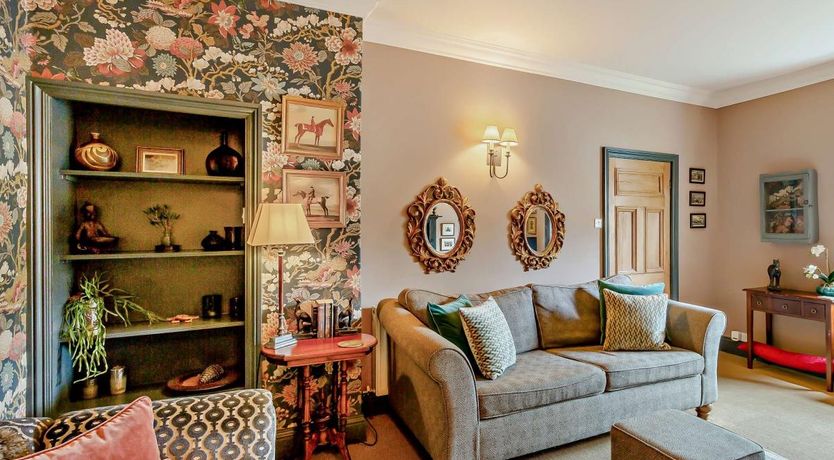 Photo of 2 Bed in Richmond