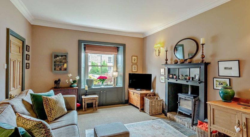 Photo of 2 Bed in Richmond