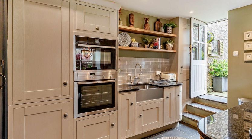 Photo of 2 Bed in Richmond