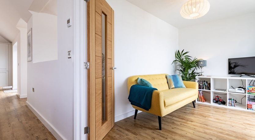 Photo of 4 Bed in Westward Ho