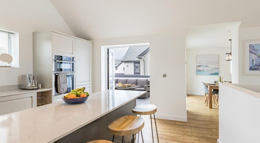 Photo of 4 Bed in Westward Ho