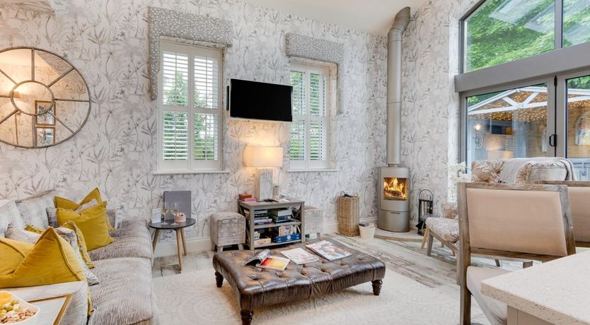 Photo of 3 Bed in Wensley Station