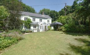 Photo of 4 Bed in Barnstaple