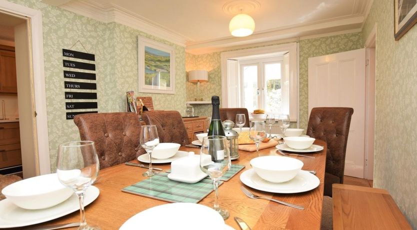 Photo of 4 Bed in Goodleigh